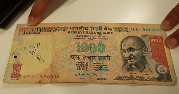 「4時間後に紙幣が使えなくなる」インド経済をマヒさせた衝撃宣言