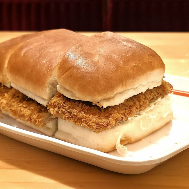「やたらうまいぞ」「アタリが来た」モスバーガーの“期間限定メニュー”肉肉しさがたまらない！「反則でしょ」「レギュラー入りして」《実食レビュー》