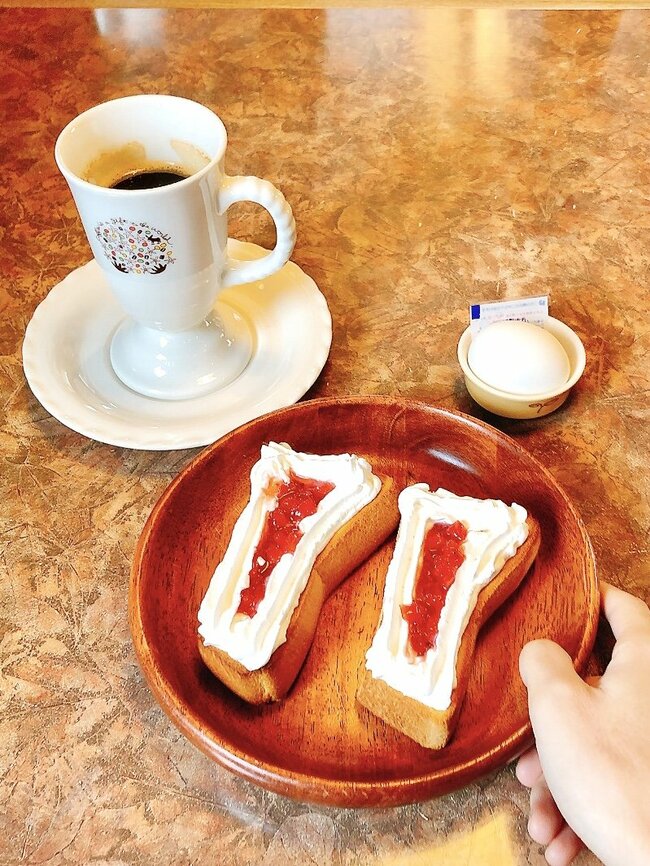 「企業努力が凄すぎる」びっくりドンキーの“ホイップたっぷりモーニング”520円でコーヒーおかわり自由はうれしい!「びっくらこいた。全ての完成度が素晴らしい」「飛び抜けて美味い…」