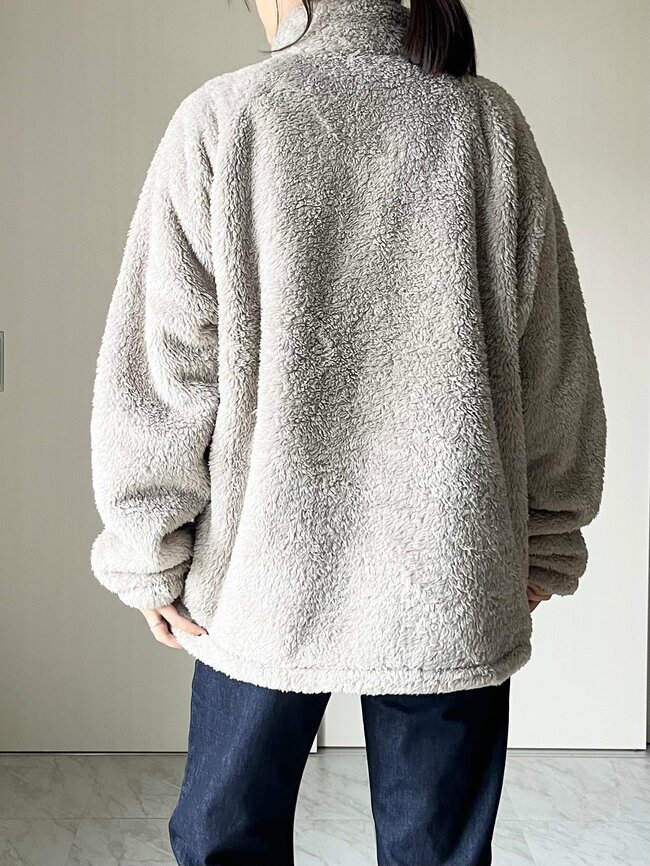 もうマフラーいらないじゃん！ユニクロ新作の“ふわもこジャケット”首元まであったかくて感動…！「デザインがまじで可愛い」「笑ってしまうくらいあったかい！」