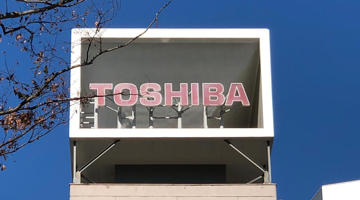 東芝