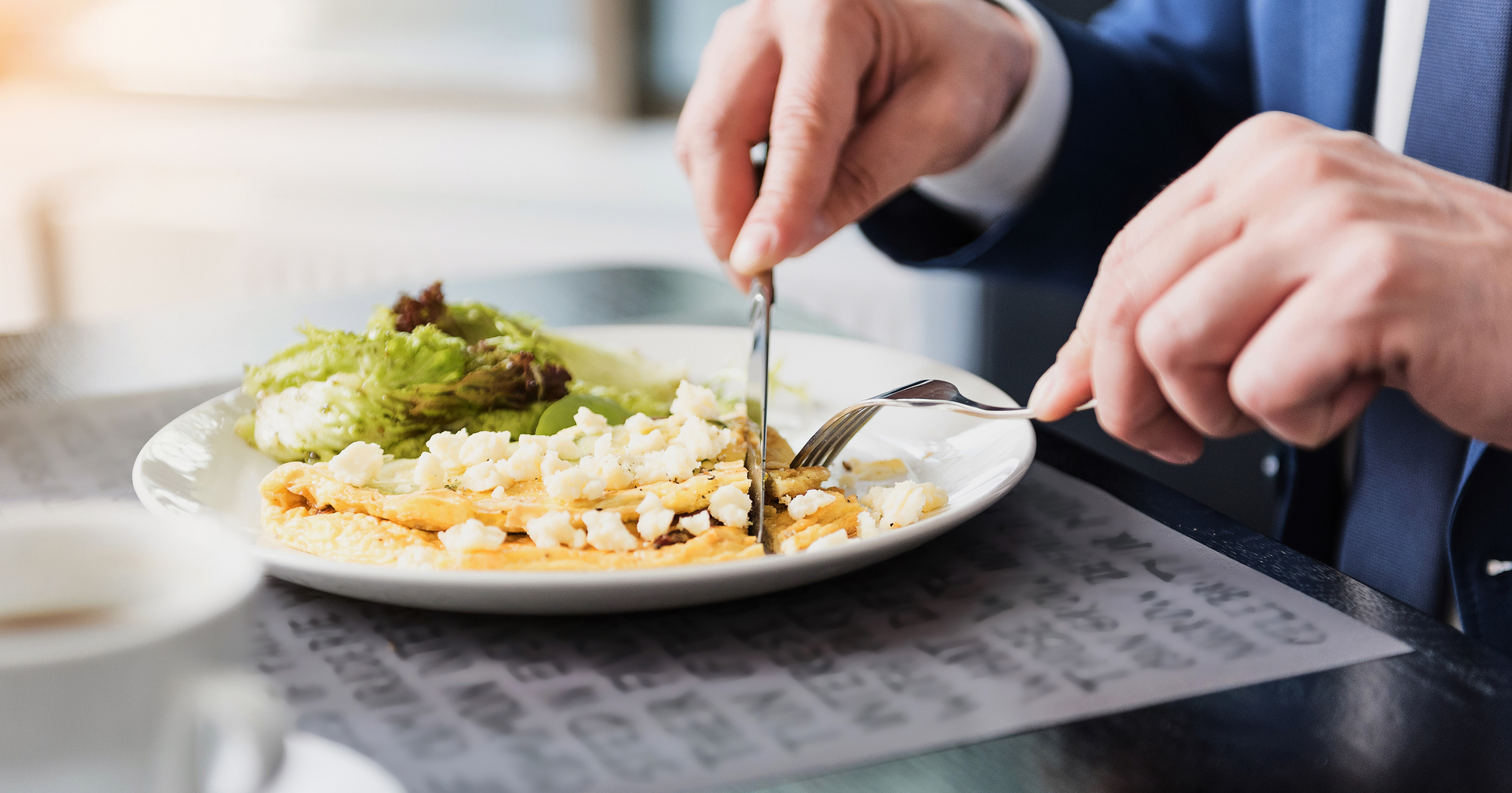 デキる男の体調管理は食事も「仕事脳」で考えていた