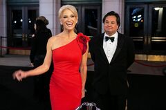 コンウェー米大統領顧問、8月末で退任へ