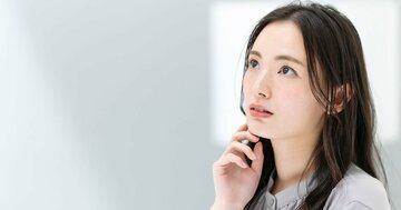 【精神科医が教える】過去をクヨクヨと後悔しやすい人の共通点