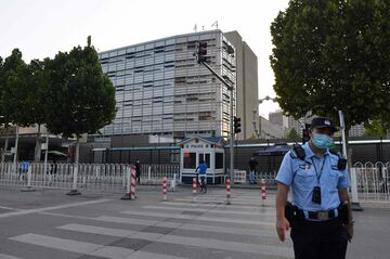 【社説】中国はいかに米外交官を虐待しているか