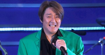 「そりゃ憧れるわ…」近藤真彦が“松本隆に影響されて”選んだ初愛車が、まさかの化け物カーだった