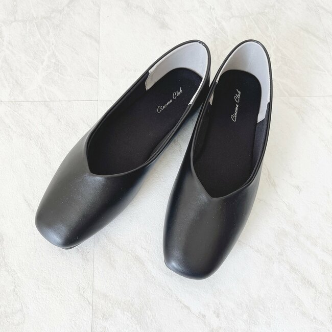 「もう普通のパンプスに戻れません」ハニーズの“高見えシューズ”軽くて柔らかくて歩きやすい!「毎日履いています」「リピ買いした」