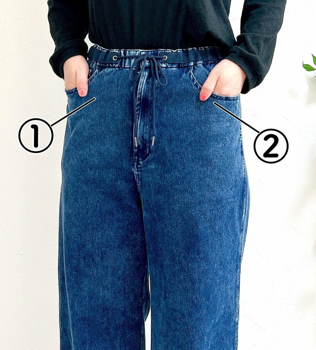 もう他のデニムに戻れない…！ワークマンの“びよ～んと伸びるワイドパンツ”が楽ちんすぎる！「3着買いました」「綺麗なシルエット」