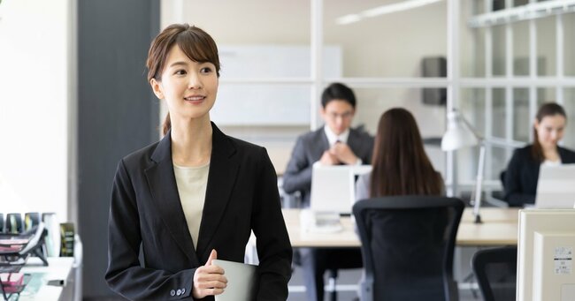 感じのいい人が黙っていても信頼されるワケ、無意識に味方を増やす「5つの行動」とは