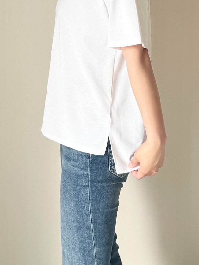 もう普通のTシャツには戻れない…しまむらの「汗染みが目立たないトップス」979円とは思えない優秀さ！《着用レビュー》