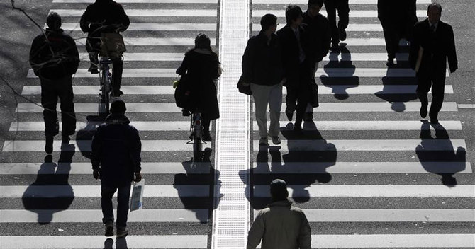 消費者物価12月は0.7%上昇、材料費・人件費増が押し上げ