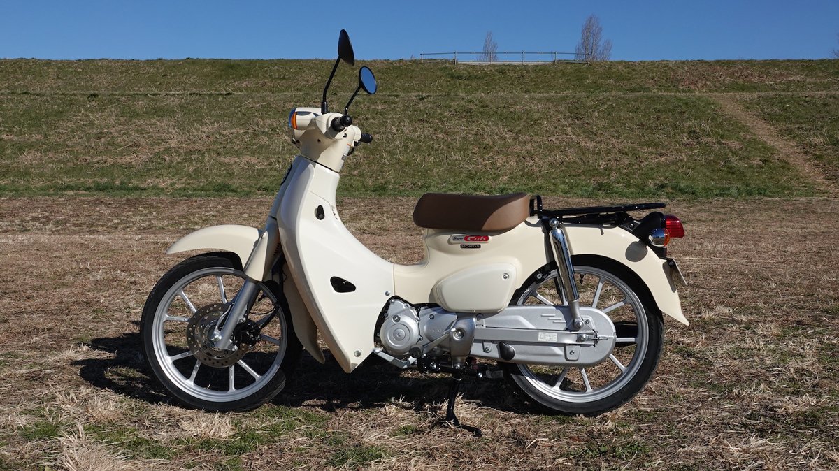 50ccカブに代わって登場した新基準原付のスーパーカブ110 Lite。エンジンは110ccだが、出力が下げられている