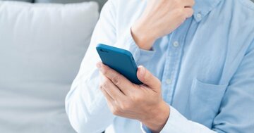 「こんなのAIを使えば一発ですよ」と議論もせずスマホに夢中な同僚、どう釘を刺す？