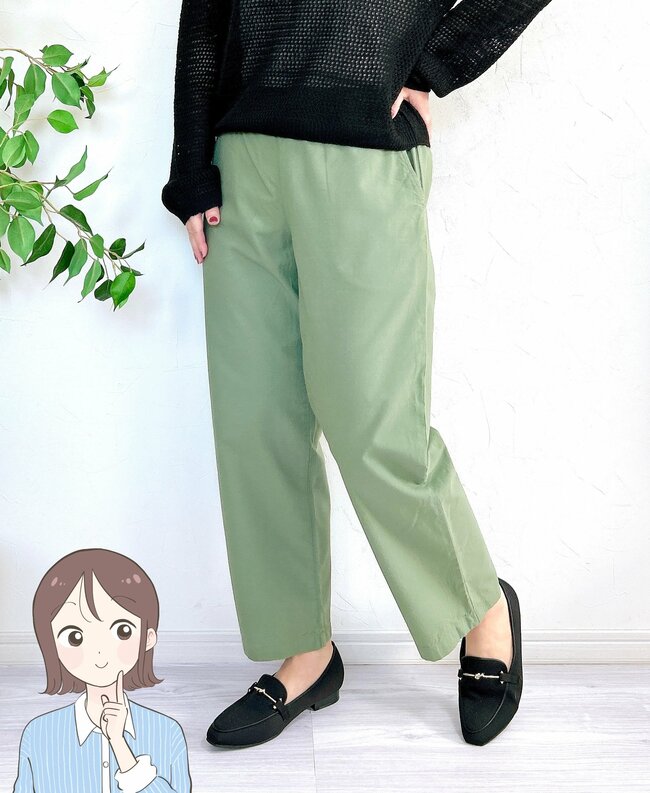 「4色買いしました」「ずっと販売して」ユニクロの“楽ちんパンツ”が本当に履きやすい！「立ち姿がキレイに見える」