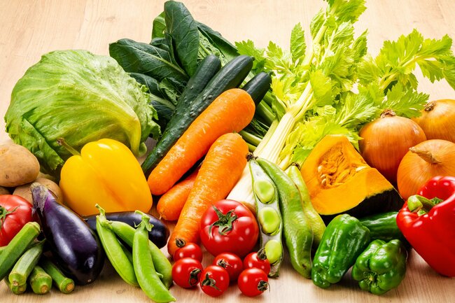「今日も炭水化物ばっかり…」野菜を1日350g取るために管理栄養士が常備する“色別表”