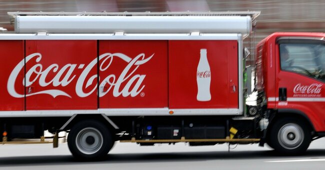 1周回って知らない「コカ・コーラ」誕生の秘密、規制の危機→世界的ヒットになったきっかけは?