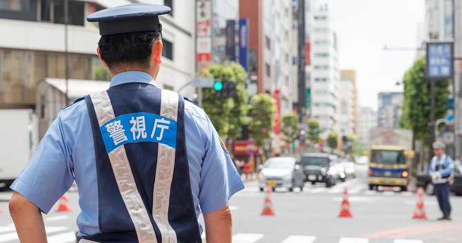 写真:警察官,交通違反