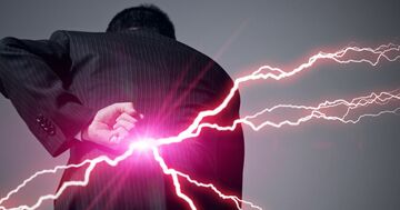 正体不明の「痛み」に苦しむ人は推定2000万人以上！慢性痛治療に立ちはだかる「バカの壁」とは