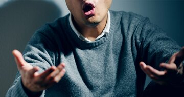 「あんたは必ずボロを出すよ」閉店間際の宝石売り場に現れた“謎の男”、相談室長が思わずにやけた「クレームの中身」とは?