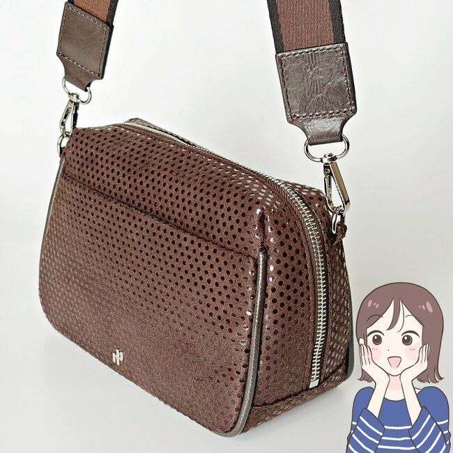 「こんなバッグを探してました！」ニコアンドの“お財布がいらないバッグ”荷物を減らせて快適すぎる！「使いやすさ満点です」「色違いも欲しくなってきました」