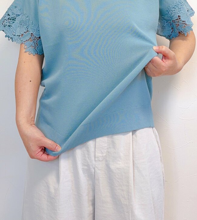 快適すぎて全色ほしい…！ハニーズの“ひんやりトップス”夏のおでかけに手放せない！「触った瞬間ひんやり」「レースの部分がオシャレ」【購入レビュー】
