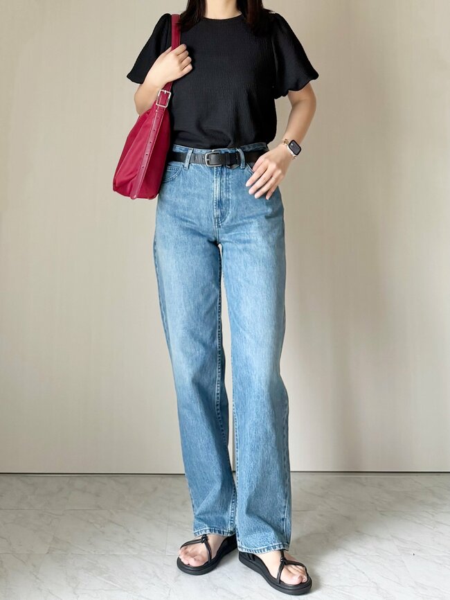 【しまむら】春夏コーデに大活躍！1089円の「ぽわん袖トップス」二の腕やウエストをカバーできて頼りになる！