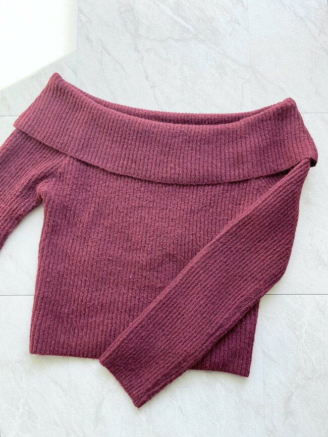 1089円とは思えない可愛さ…！しまむらの「高見えニット」コスパよすぎて色違いも欲しくなる！着るだけでコーデが決まるし、脚が長く見えるのも嬉しい！