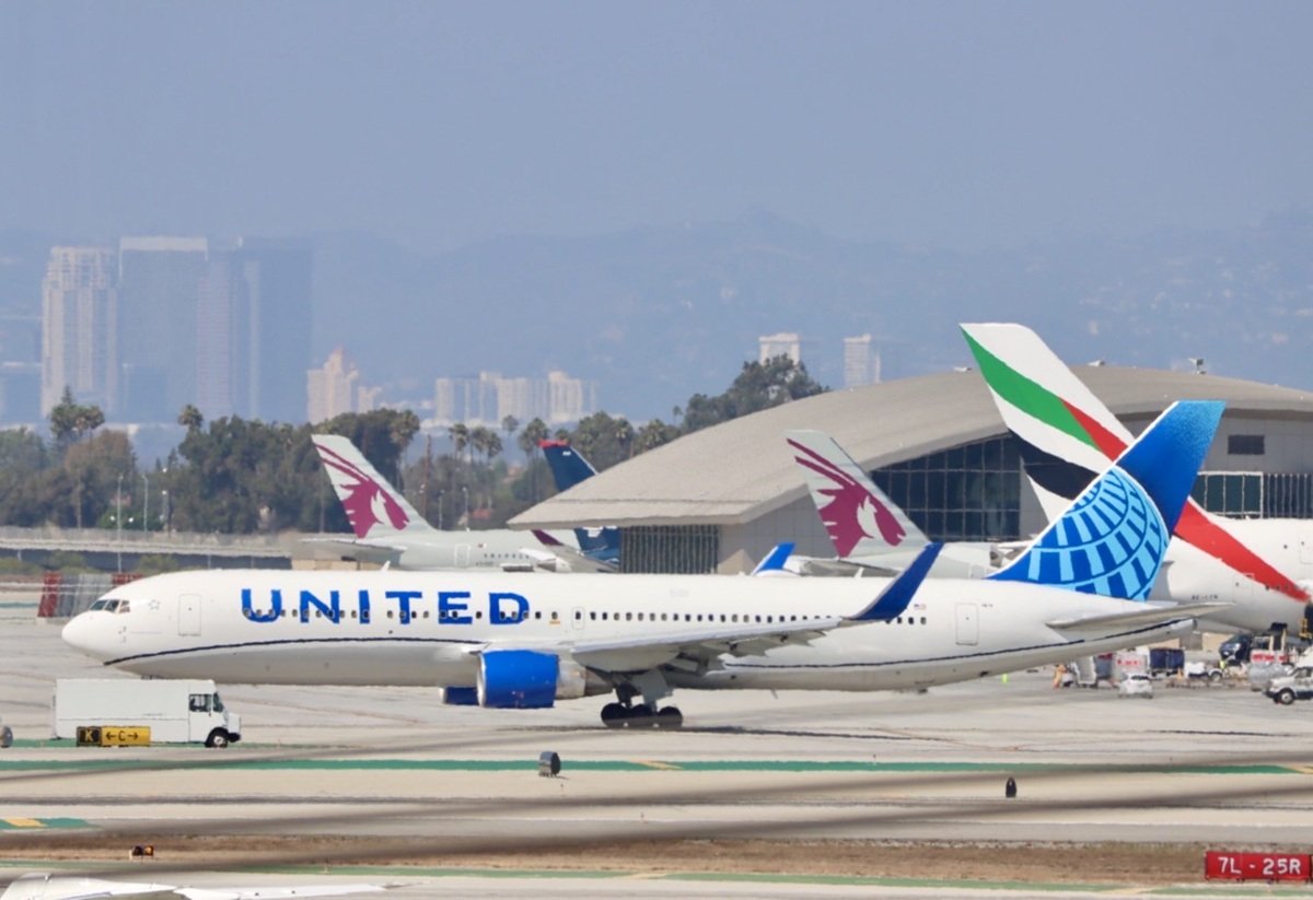 ユナイテッドとアメリカンが合併か、米航空界の風雲児がトランプに仕掛けた「禁じ手」真の狙いにゾッとする