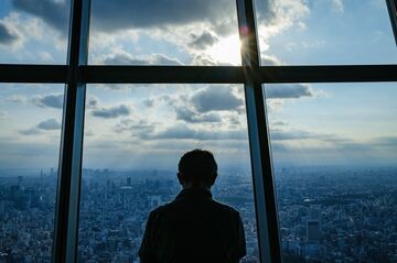 日本の地銀支援策、世界は注目すべき