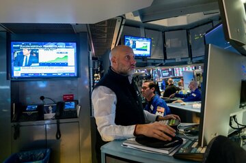 エヌビディア決算と遅れた雇用統計、米経済の重要な手掛かり