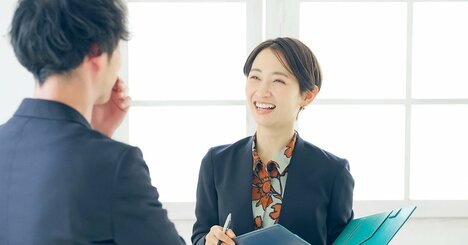 「人間関係がうまい人」が話す時に注意していること