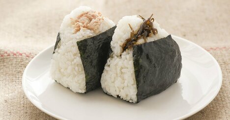 ダイエットには「コンビニおにぎり」!?食べ方のひと工夫で痩せる効果が！
