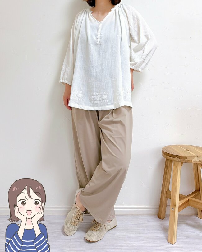すぽんと着るだけで可愛い!ワークマンの「ふんわりブラウス」季節の変わり目にちょうどいい!《購入レビュー》