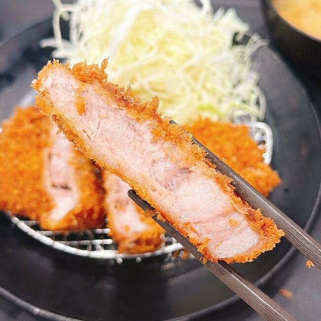 「かなりの満足感」「美味すぎる」松のやの“ボリューム定食”通年メニューにしてほしいくらい美味しい!「旨味感じるジューシーさ」