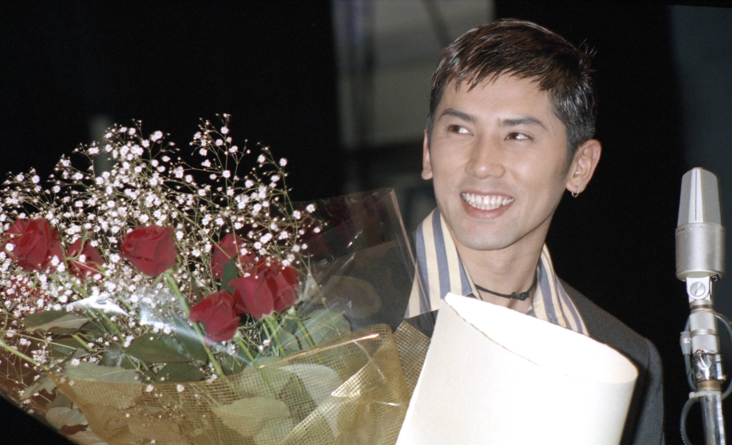 本木雅弘がコンドームを巻きつけお茶の間を戦慄させた衝撃事件【20歳が知らない紅白】