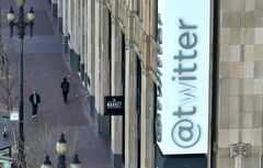ツイッター、旧ユーザー認証「青印」の削除開始