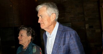 FRB議長、5年前の新戦略から撤退の構え