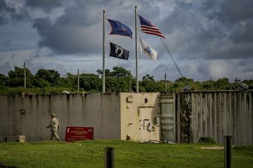 米国のグアム要塞化、中国抑止狙うが課題も