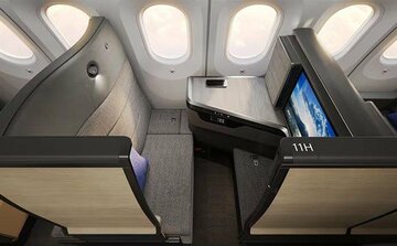 こりゃ迷うわ…ANAとJAL「最新シート」を徹底比較したら、戦略の違いがハッキリ見えた！