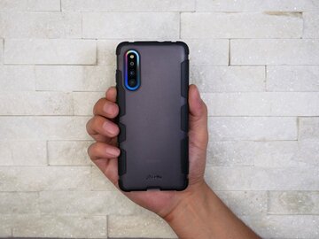 au公式「Galaxy A41」対応のスマホケース フォーカルポイントから