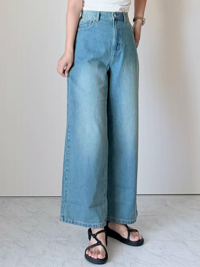 「毎日着用してます」ハニーズの“美シルエットなパンツ”楽ちんなのに体型カバーできて優秀！「色違いでヘビロテ」「シルエットがかわいい」《購入レビュー》