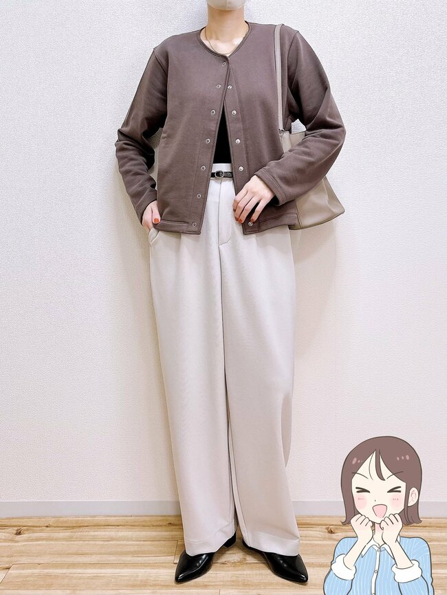 「今の時期に重宝します」無印良品の“もっちりカーディガン”サッと着やすくて手放せない！「合わせやすくて出番が多い」「一年を通して着られます」《購入レビュー》