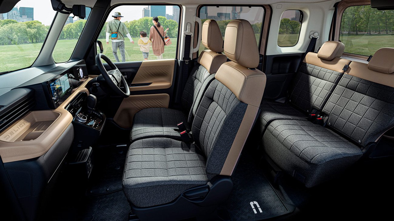新型デリカミニの内装
