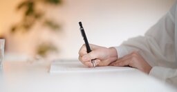 【中学受験の盲点】偏差値が伸びる子の「間違いノート」の作り方