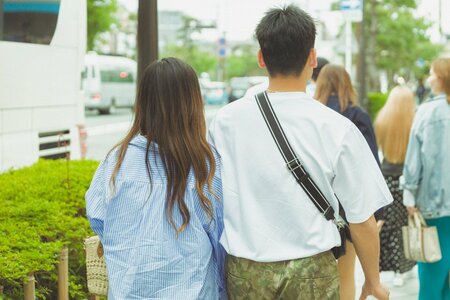 「そりゃ気づかないわ…」探偵がシロ判定した“完璧な妻”が不倫で使った「まさかの通信手段」とは?