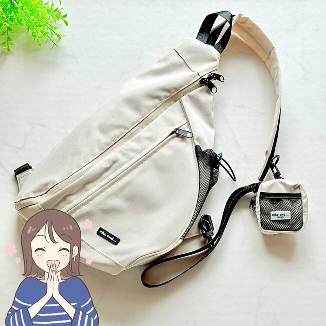「色違いで購入しました」ニコアンドの“ポケットたくさんバッグ”肩が疲れにくくて天才！「軽い素材でデザインもいい」「体にフィットするので疲れません」