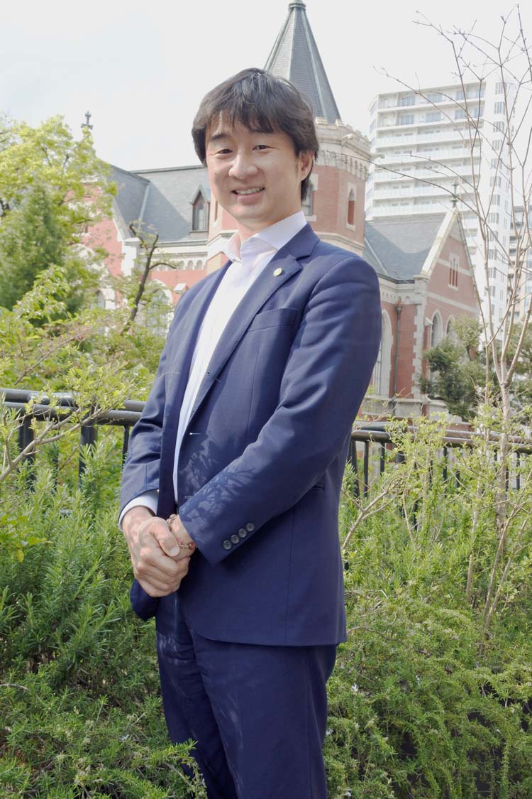 就職先を半年で辞め、農業ベンチャーで年商16億！異色社長が世界を目指すワケ
