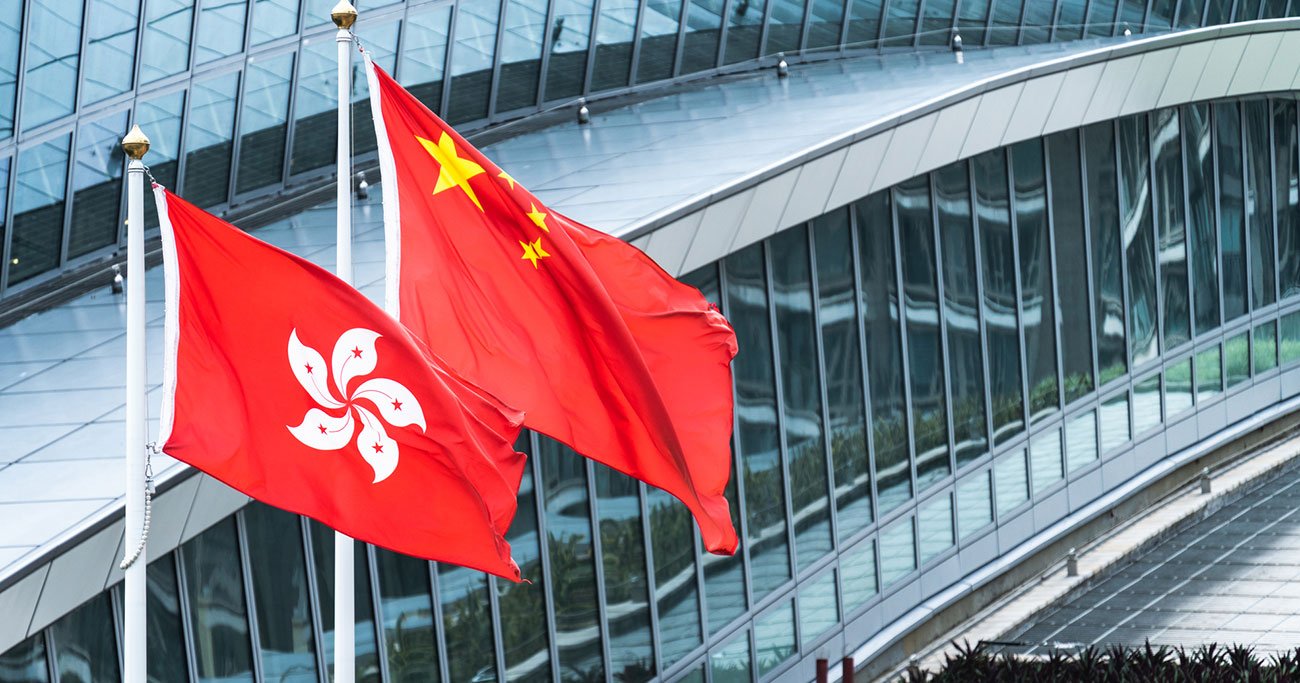 香港と中国の旗