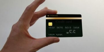 「CIC」で自分の“信用情報”を開示する方法を解説！クレジットカードやローンの審査の前に「信用情報開示報告書」を請求して、延滞履歴などを確認しよう！