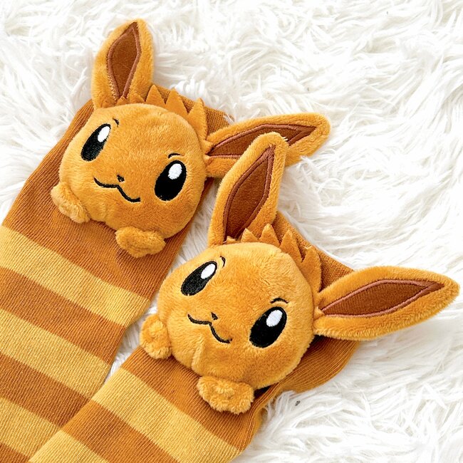 全種類欲しくなる…！ポケモンセンターで見つけた「履くぬいぐるみ」ポケモンが靴から出てくるみたいなの！